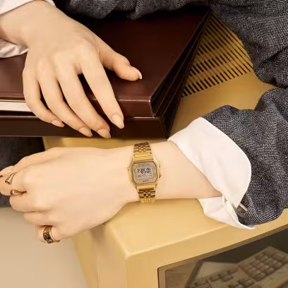 Relógio CASIO Vintage Lady LA680WEGA-9ER, precisão e elegância num look Vintage em tons de dourado
