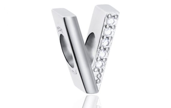 Charm SMW Letra V 1SMW261V