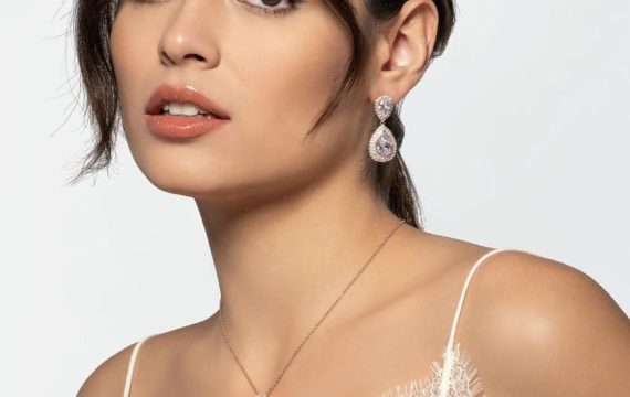 Brincos Eugénio Campos Gorgeous Prata 114.A094.B.1.00 com banho de ródio, para que possa deslumbrar no seu dia-a-dia!