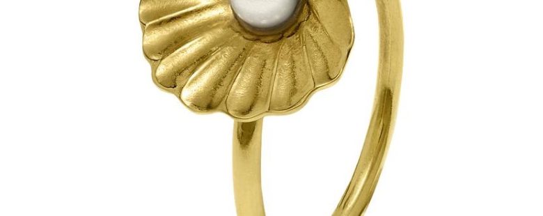 Anel Eugénio Campos Seashell 110.B417.D.2.14 em Prata de Lei 925 em Dourado. A coleção perfeita para dar as boas-vindas ao Verão!