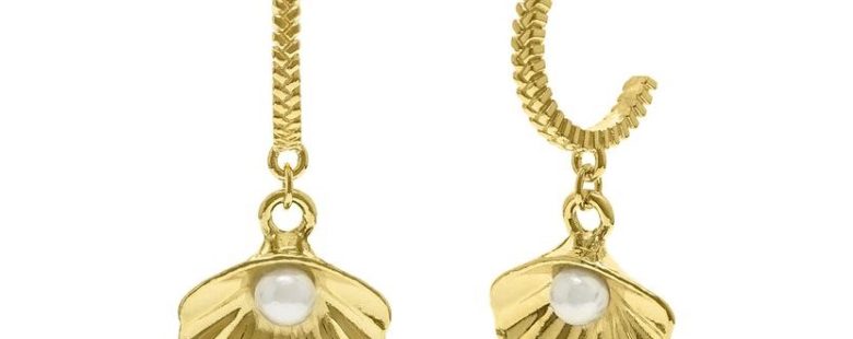 Brincos Eugénio Campos Seashell 114.B884.D.2.00 em Prata de Lei 925 em Dourado. A coleção perfeita para dar as boas-vindas ao verão!